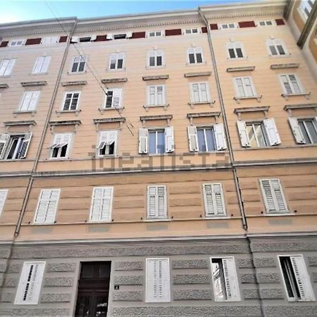 Appartement La Casa Di Lu à Trieste Extérieur photo